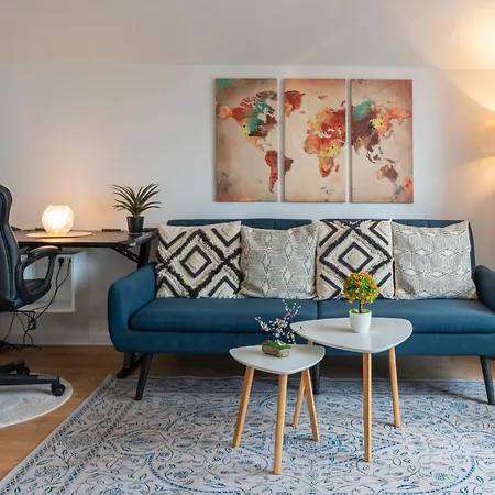 Charming With Parking - 5min To The Burgas