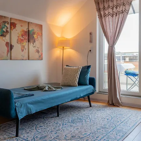 Apartmán Charming With Parking - 5min To The Burgas City
