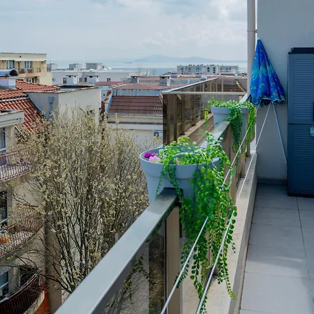 Charming With Parking - 5min To The Appartamento *