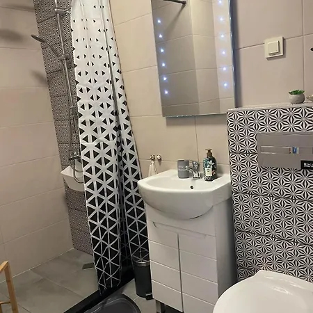Charming With Parking - 5min To The Apartmán *